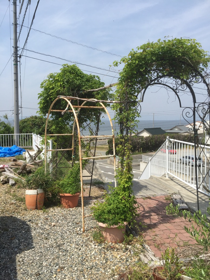 {7BE95D02-BBBB-42C5-AF7D-F5594D095AB8}